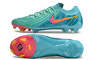 Chuteira Nike Phantom GX II Elite FG Campo