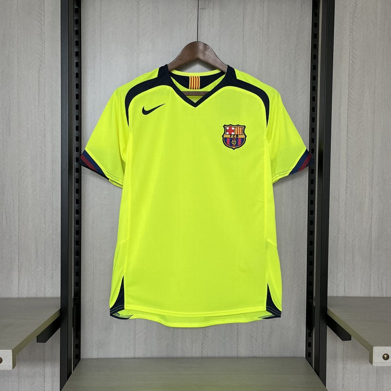 Barcelona Retro 2005/06 away